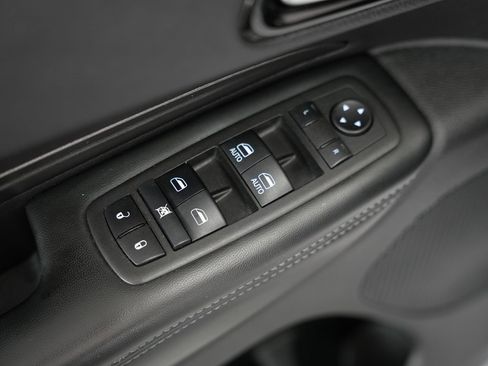 Used 2021 Dodge Durango SXT image 43