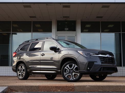 New 2026 Subaru Ascent Limited image 1