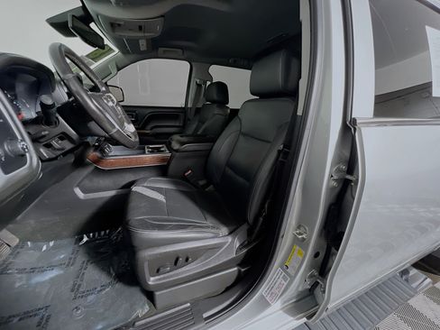 Used 2018 GMC Sierra 1500 SLT w/ Enhanced Driver Alert Package RWD image 15