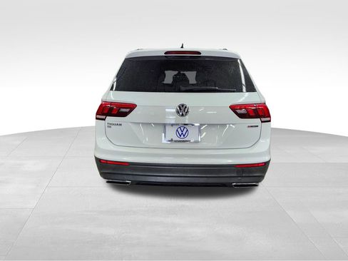 Used 2019 Volkswagen Tiguan SE w/ Panoramic Sunroof Package AWD/4WD image 5