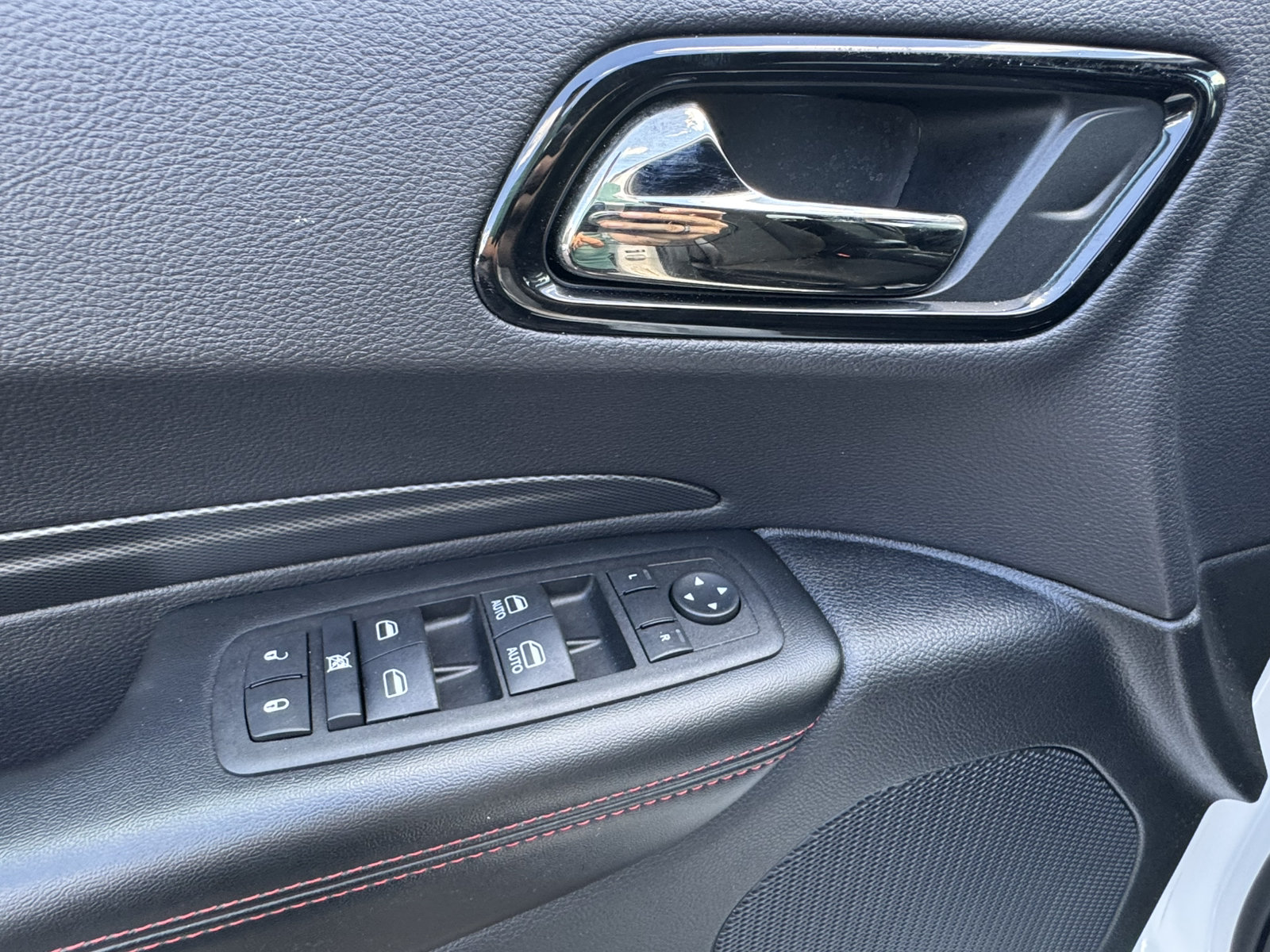 Certified 2025 Dodge Durango GT AWD/4WD image 12