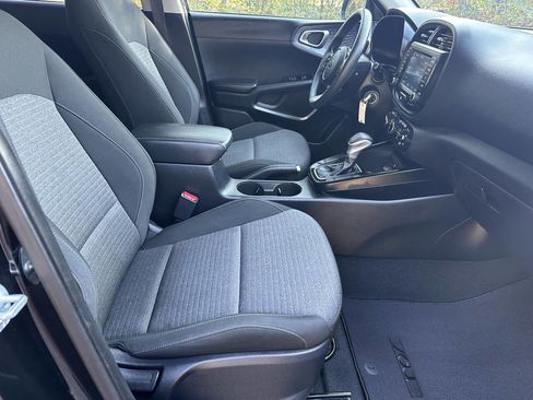 Used 2020 Kia Soul S image 13