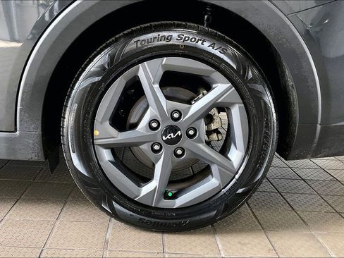 Used 2025 Kia K4 FWD image 33