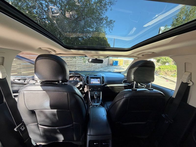 Used 2017 Ford Edge SEL w/ Equipment Group 201A AWD/4WD image 12