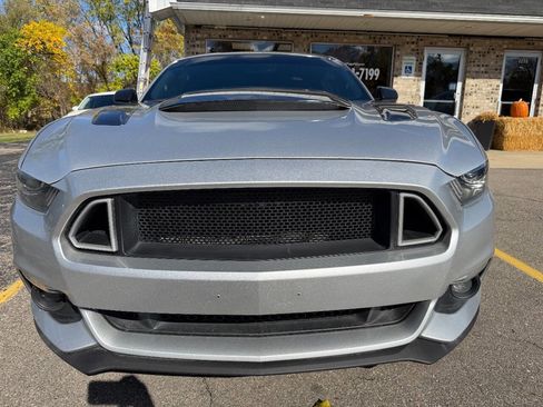 Used 2016 Ford Mustang GT image 8