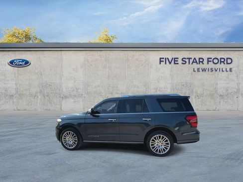 Used 2023 Ford Expedition Platinum AWD/4WD image 5