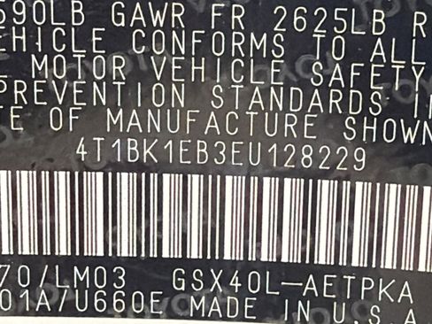 Used 2014 Toyota Avalon Limited image 33