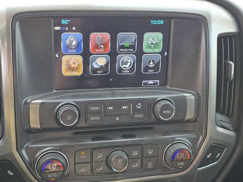 Used 2018 Chevrolet Silverado 1500 LT w/ All Star Edition AWD/4WD image 11