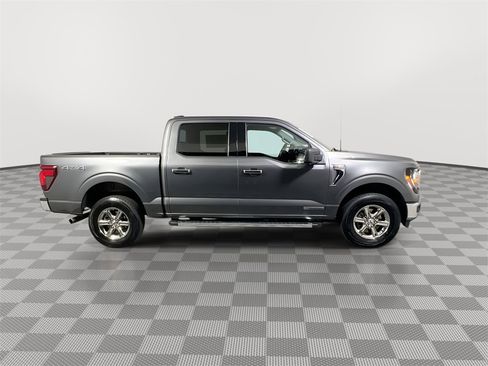 Used 2024 Ford F150 XLT w/ Mobile Office Package image 9