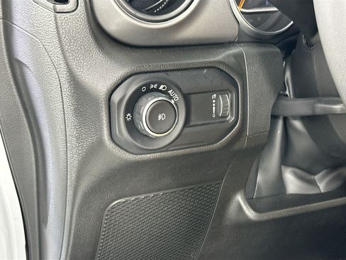 Used 2023 Jeep Wrangler Unlimited Sport AWD/4WD image 10