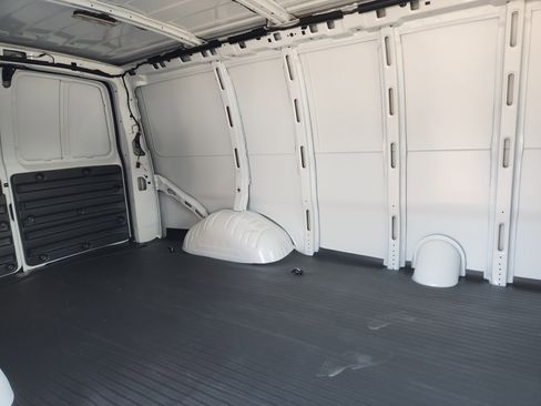 New 2025 Chevrolet Express 2500 w/ Safety Package image 30