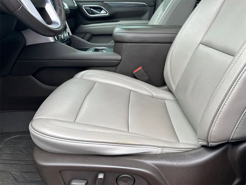 Used 2021 GMC Yukon SLT w/ SLT Luxury Plus Package image 10