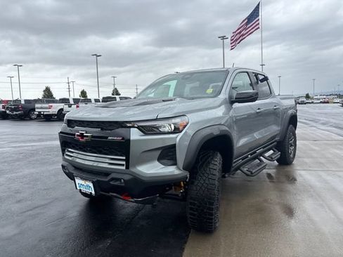 New 2026 Chevrolet Colorado ZR2 w/ Technology Package AWD/4WD image 7