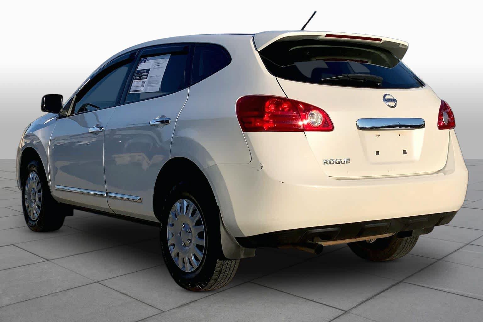Used 2012 Nissan Rogue S FWD image 10