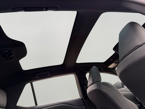 Certified 2026 Lexus RZ 450e AWD w/ Technology Package image 7