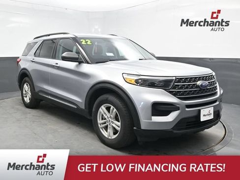 Used 2022 Ford Explorer XLT AWD/4WD image 1