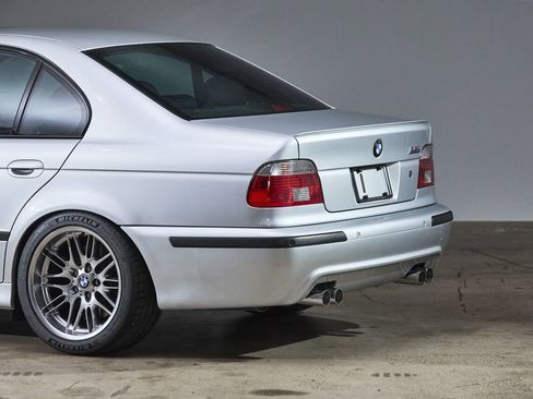 Used 2003 BMW M5 RWD image 21