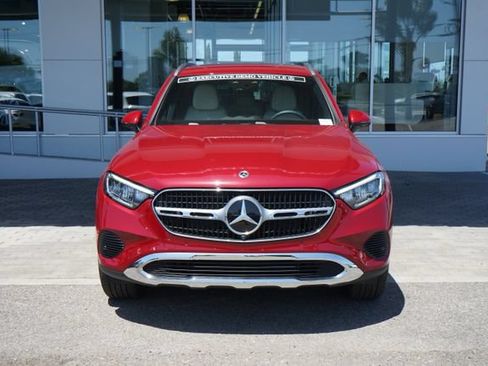 Used 2026 Mercedes-Benz GLC 300 image 3