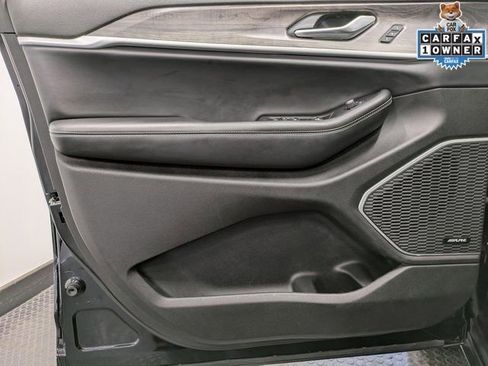 Used 2022 Jeep Grand Cherokee L Limited image 8