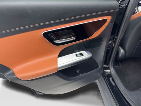 Used 2024 Mercedes-Benz GLC 300 w/ Advanced USB Package image 44