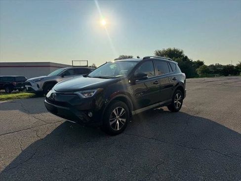 Used 2016 Toyota RAV4 XLE AWD/4WD image 43