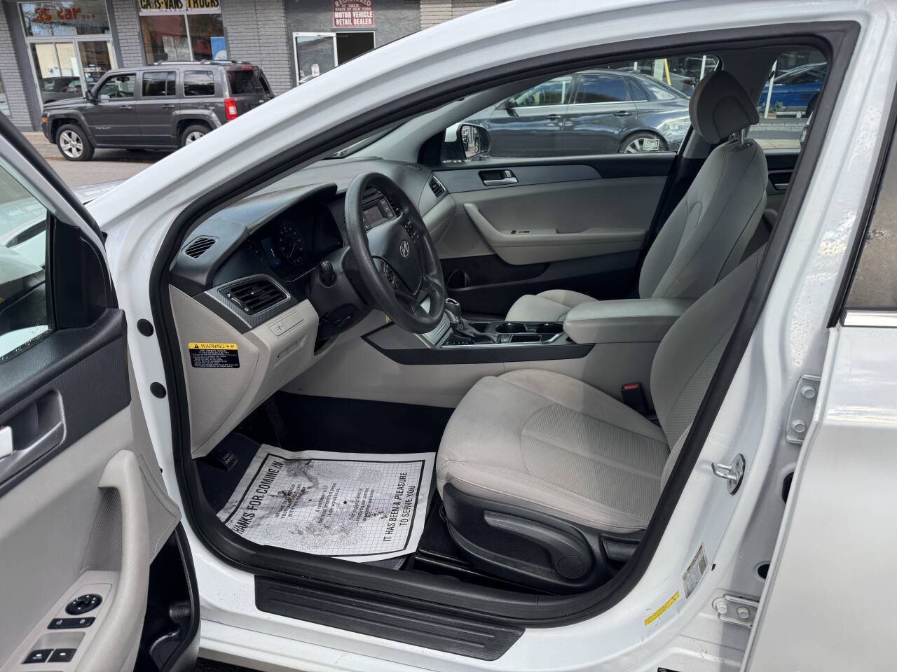 Used 2015 Hyundai Sonata SE FWD image 6
