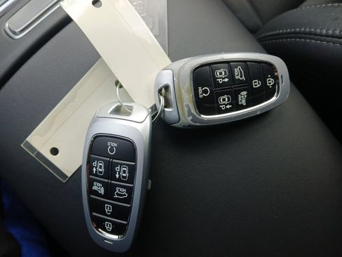 Used 2023 Hyundai Santa Fe Calligraphy FWD image 8