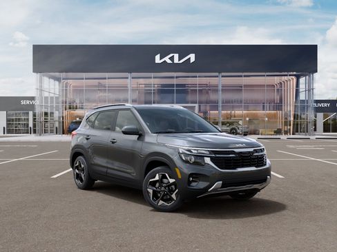 New 2026 Kia Seltos S FWD image 8