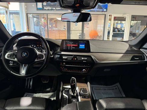 Used 2019 BMW M550i xDrive w/ Premium Package 2 image 34