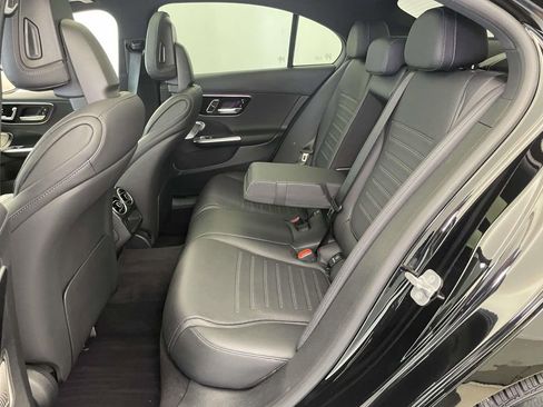 Used 2024 Mercedes-Benz C 300 4MATIC Sedan image 19
