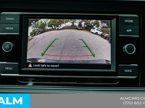 Used 2024 Volkswagen Jetta SE FWD image 28