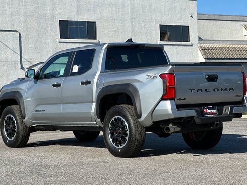 New 2025 Toyota Tacoma TRD Off-Road image 6