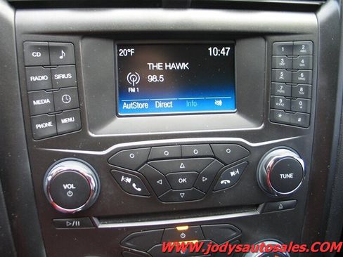 Used 2018 Ford Fusion SE w/ Equipment Group 201A AWD/4WD image 17