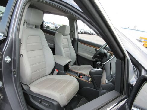 Used 2022 Honda CR-V Touring image 21