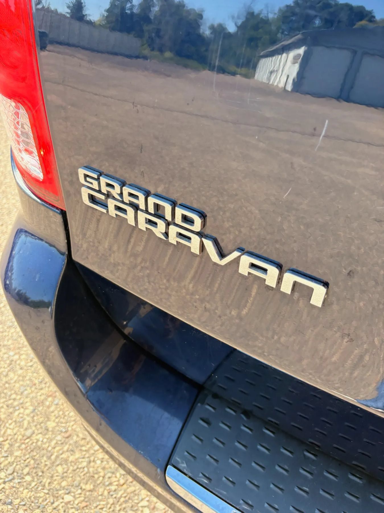 Used 2016 Dodge Grand Caravan SE FWD image 40