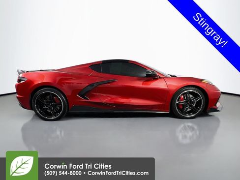 Used 2021 Chevrolet Corvette Stingray Preferred Cpe w/ Z51 Performance Package RWD image 19