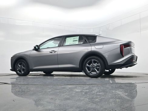 New 2026 Kia K4 LXS image 37