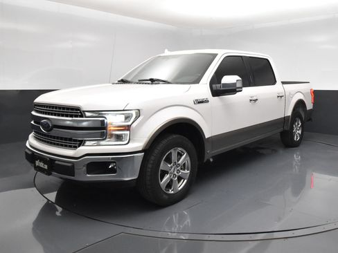 Used 2018 Ford F150 Lariat w/ Equipment Group 502A Luxury RWD image 2