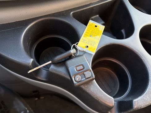 Used 2008 Ford E-350 and Econoline 350 XLT image 15