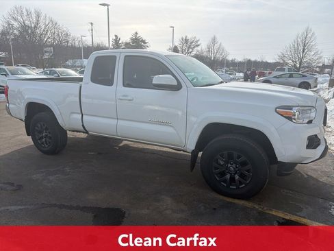 Certified 2021 Toyota Tacoma SR5 image 7