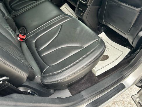 Used 2016 Lincoln MKX Select image 11