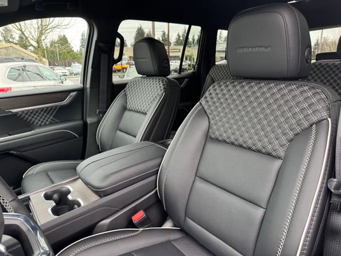 New 2026 GMC Acadia Denali w/ Super Cruise Package image 20