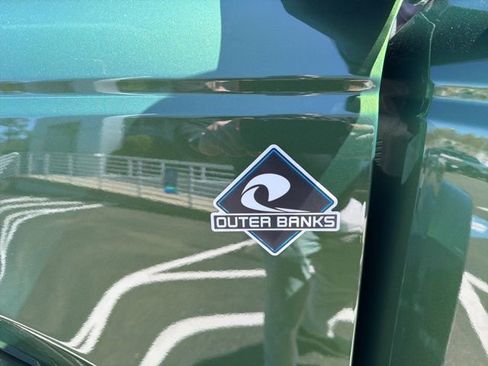 Used 2025 Ford Bronco Outer Banks AWD/4WD image 31