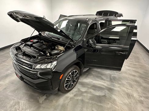Used 2021 Chevrolet Suburban RST w/ Luxury Package image 54