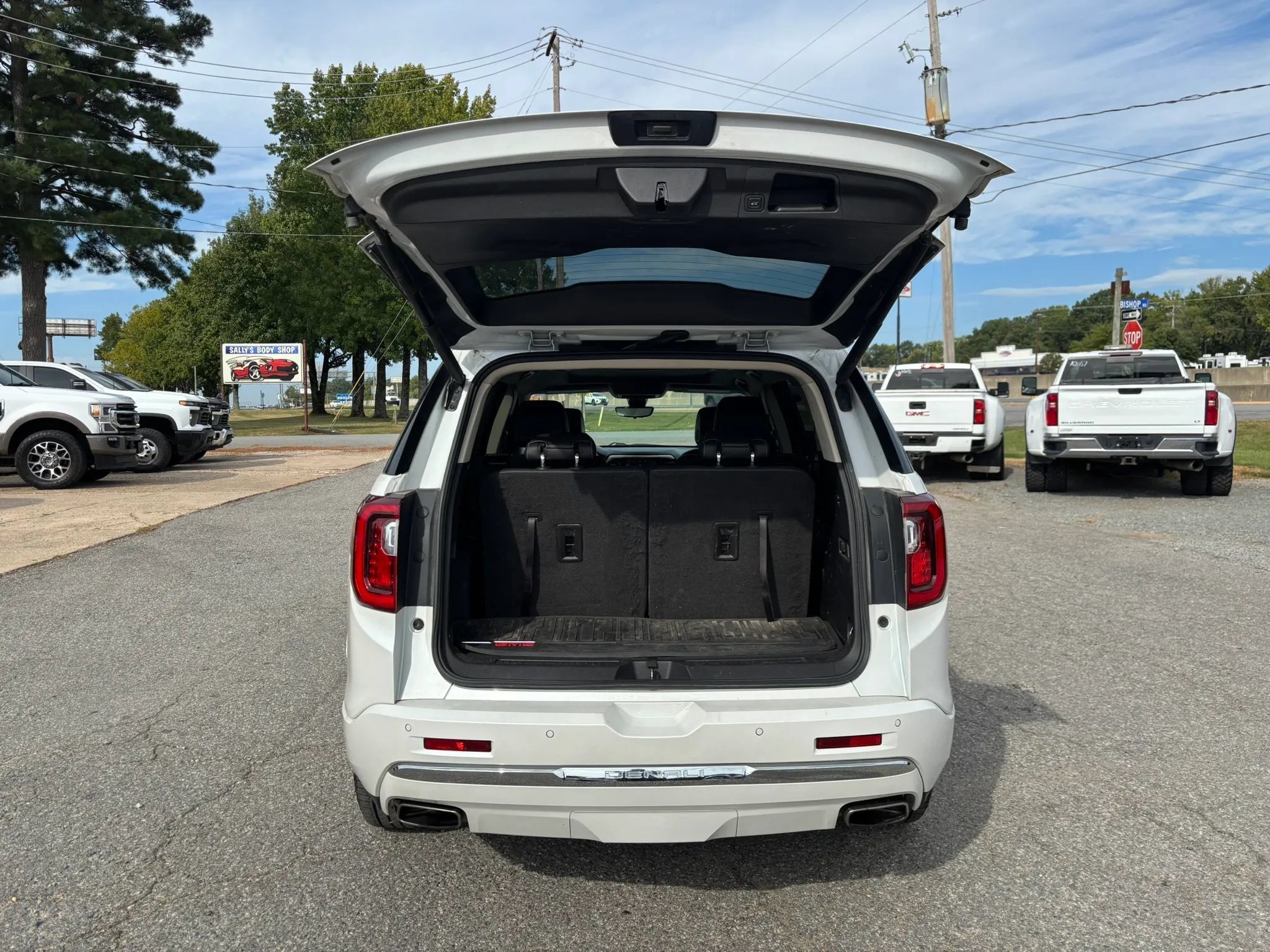 Used 2021 GMC Acadia Denali w/ Denali Technology Package AWD/4WD image 20