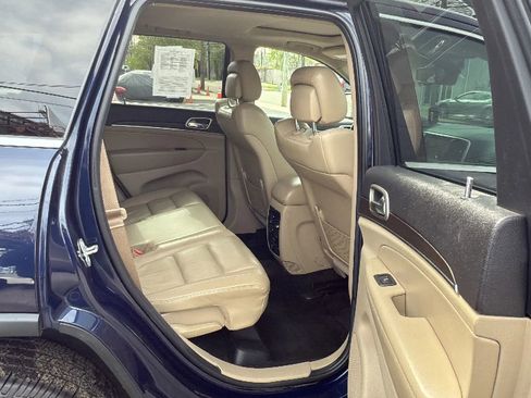 Used 2014 Jeep Grand Cherokee Limited AWD/4WD image 25