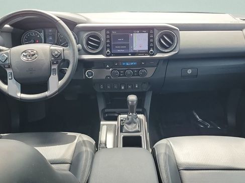 Used 2022 Toyota Tacoma TRD Off-Road w/ TRD Premium Off Road Package RWD image 11