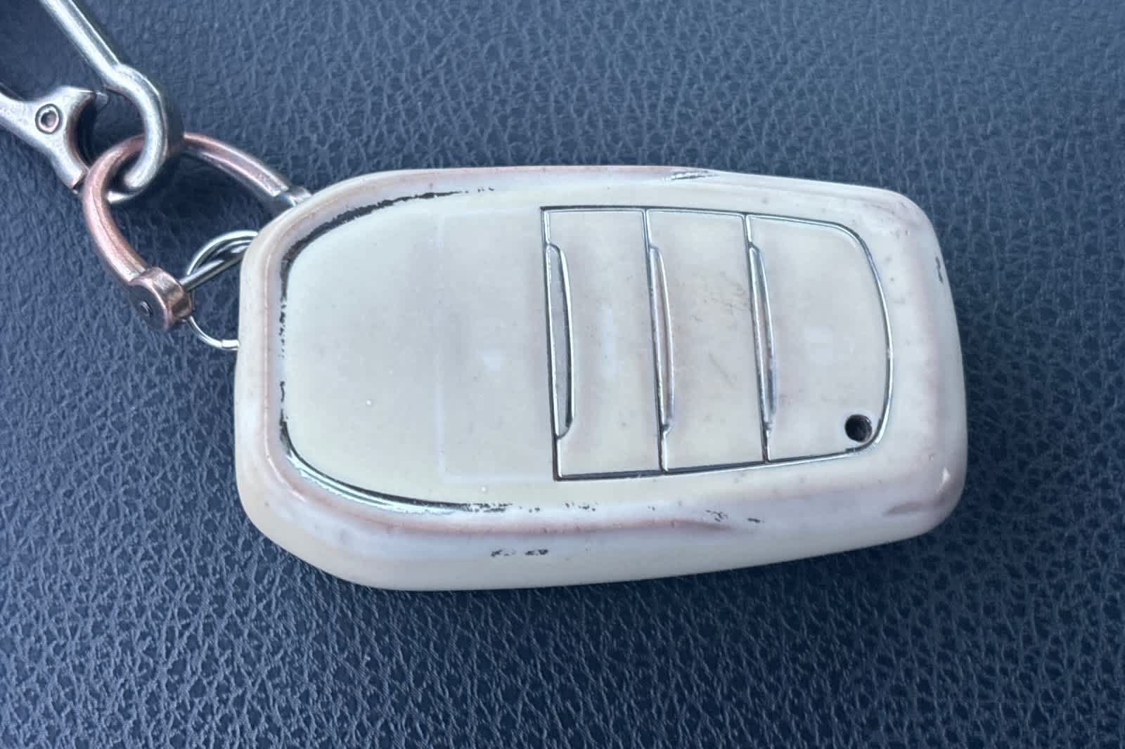 Used 2025 Toyota Camry SE FWD image 26