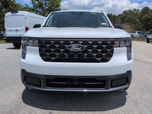New 2026 Ford Maverick XLT w/ XLT Luxury Package FWD image 8