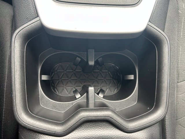 Used 2022 Toyota RAV4 XLE w/ Convenience Package FWD image 28